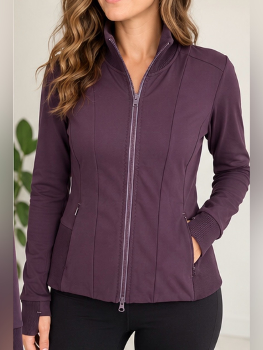 Athleta Ridge Jacket Regal Plum Purple Size L Full Zip Thumbhole Activewear Jack